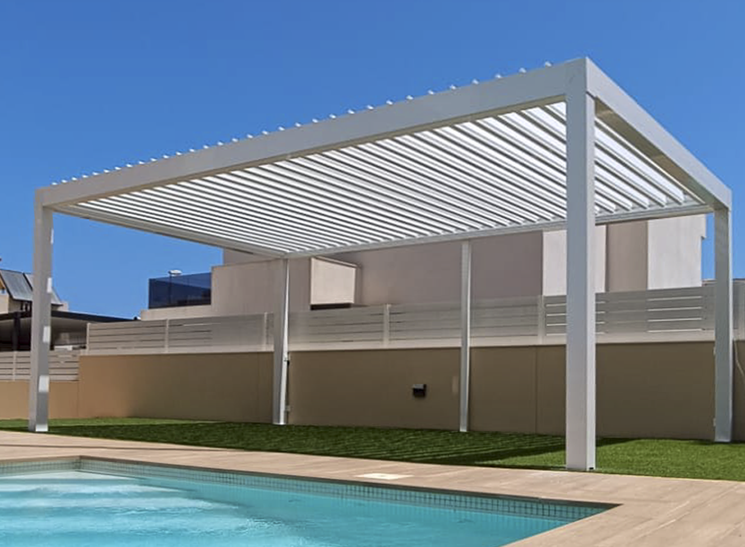 Pérgolas bioclimáticas - Nuestras dos líneas de pérgola más destacadas en Alicante | Toldos Corona