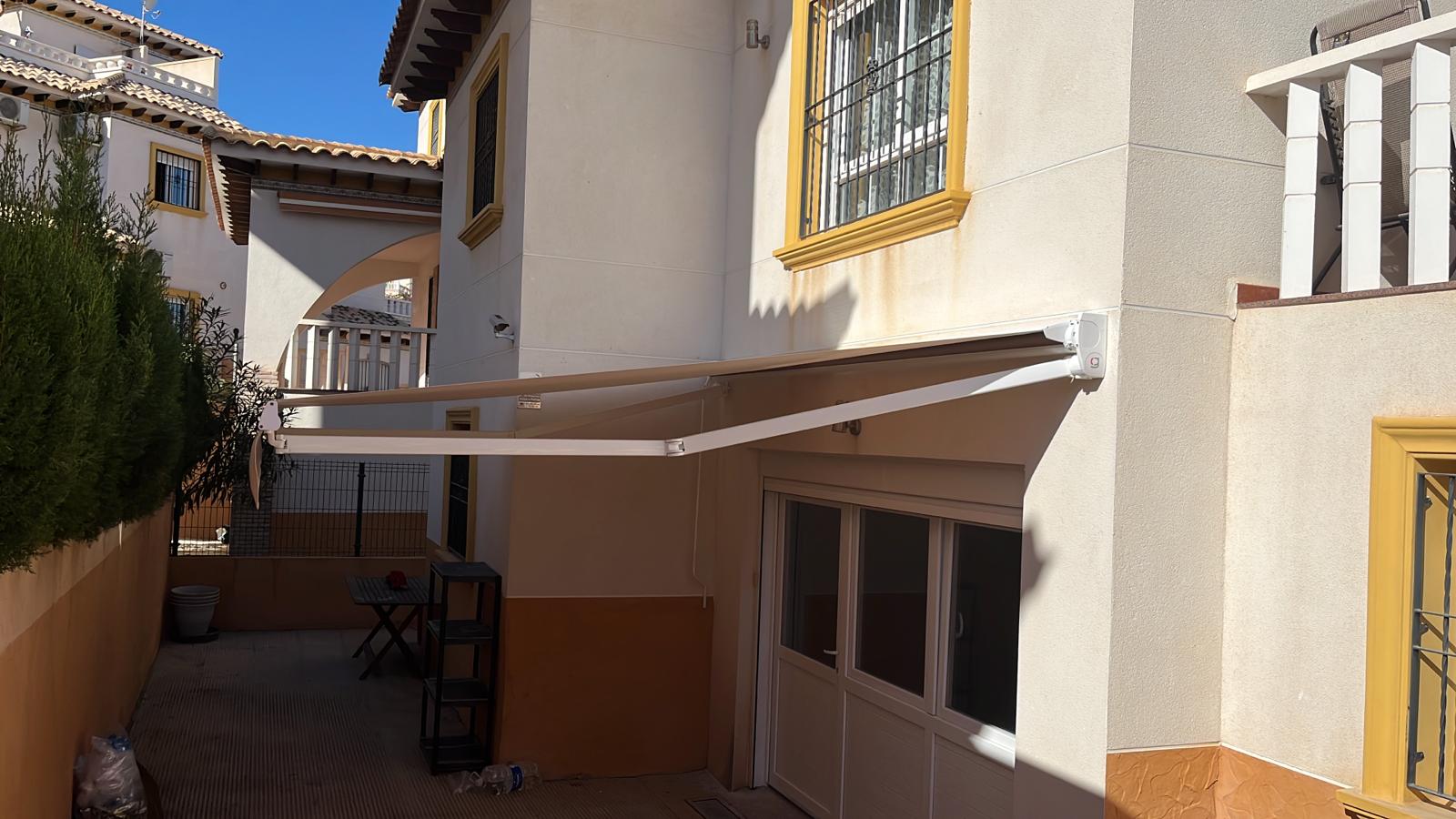 Toldo semicofre 05